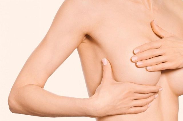 Уплотнение в молочной железе: что это может быть, почему возникают образования в груди и как диагностировать патологию?