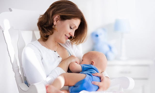 Витамины при грудном вскармливании для кормящей мамы: рейтинг лучших комплексов, их преимущества и недостатки