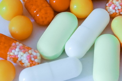 Возможно рассасывание кисты яичников от медикаментов?