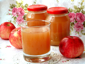 Яблочный сок: состав и полезные свойства, применение напитка для профилактики рака и сердечно-сосудистых заболеваний
