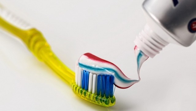 Зубные пасты для взрослых: классификация и состав средств, рекомендации по выбору