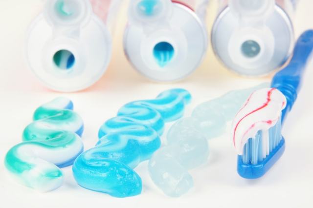 Зубные пасты для взрослых: классификация и состав средств, рекомендации по выбору
