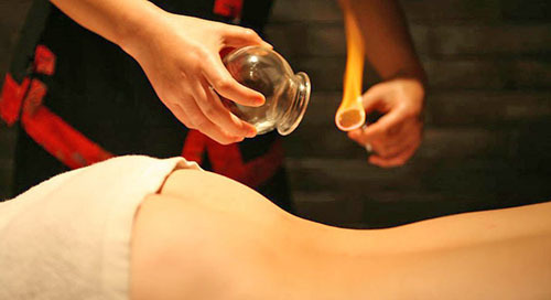 Баночный массаж при остеохондрозе позвоночника, вакуумный массаж спины: польза и вред, особенности подготовки, возможные последствия, отзывы