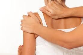 Головная боль при остеохондрозе шейного отдела: почему возникает, о чем говорит симптом, диагностика и лечение