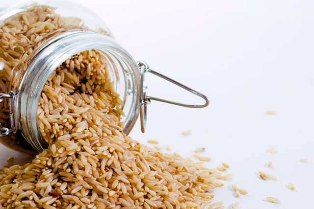 Лечение остеохондроза рисом: влияние рисовой диеты на организм, рецепты, эффективность каши, польза и отзывы
