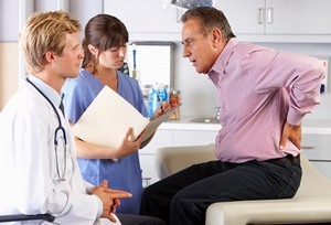 На сколько дней дают больничный при остеохондрозе: особенность посещения врача, можно ли притвориться, правила оформление листа