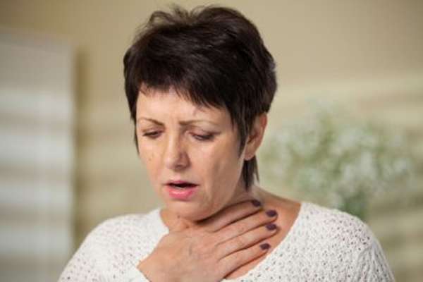 Одышка при остеохондрозе грудного отдела: основные причины и симптомы, виды, почему тяжело дышать, первая помощь, диагностика и лечение заболевания