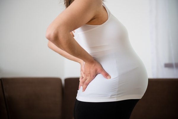 Остеохондроз при беременности: чем опасен, к какому врачу обратиться, разрешенные медикаменты и физические нагрузки для лечения