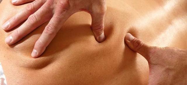 Точечный массаж при остеохондрозе шейного отдела: особенности проведения, показания к процедуре, когда не рекомендован, отзывы