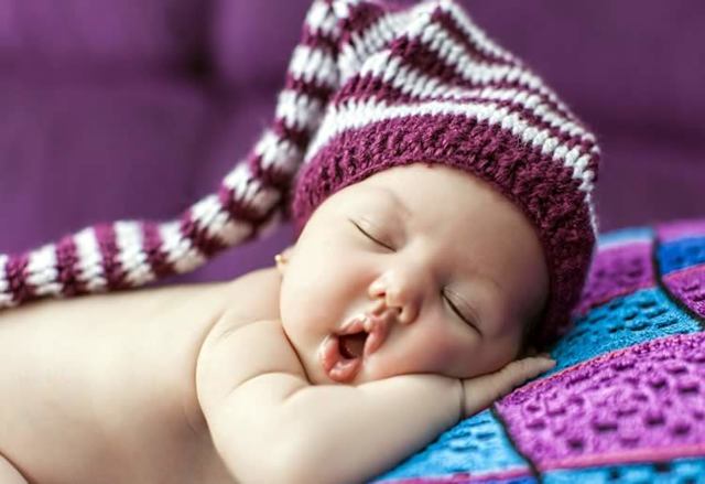 Как быстро уложить ребенка спать за 5 минут: 12 эффективных методов, 10 правил от Комаровского