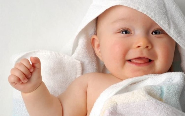 Как правильно закапывать капли в нос ребенку: 3 важных правила, психологические аспекты