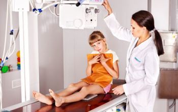 Реактивный артрит у детей: рассказывает кандидат медицинских наук