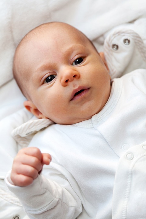 Зеленые сопли у ребенка: 3 главных причины и 8 методов лечения у грудничка и новорожденного